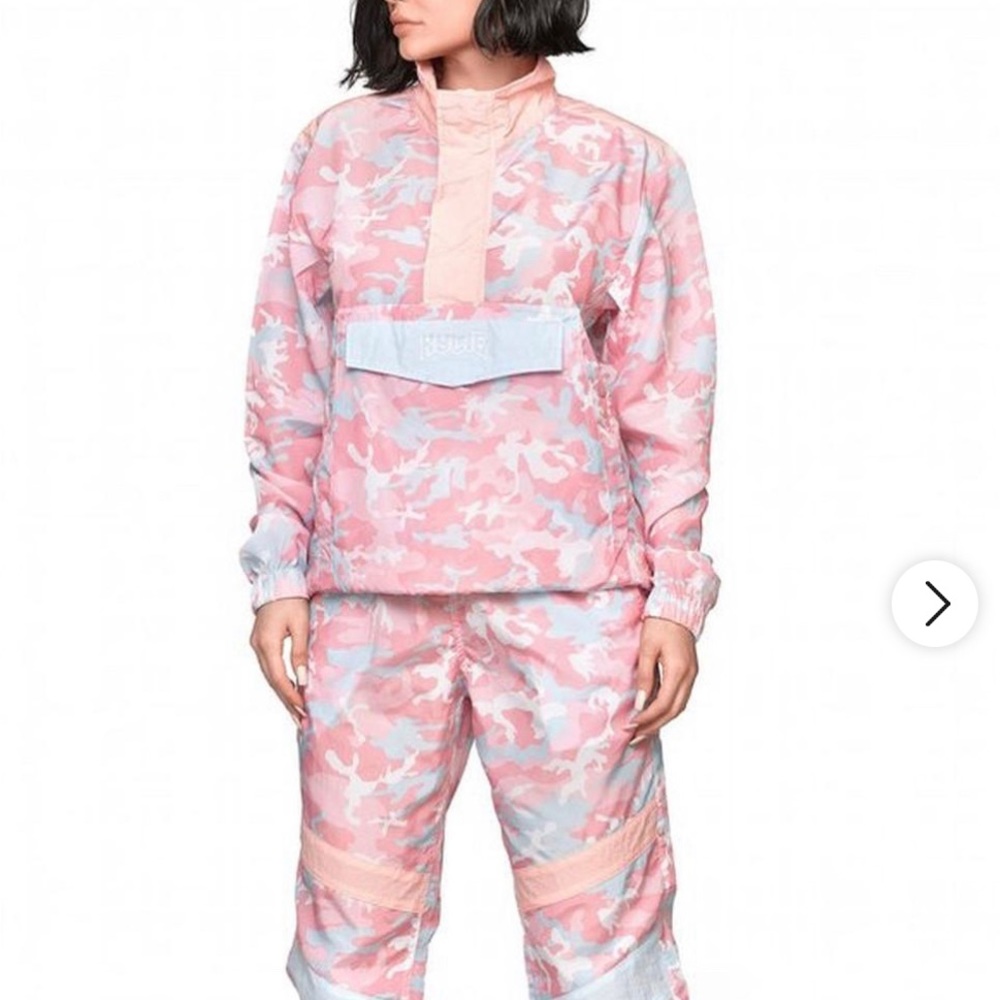 Kylie Jenner Brand Pink Camo Sweat Set - Picture 1 of 3